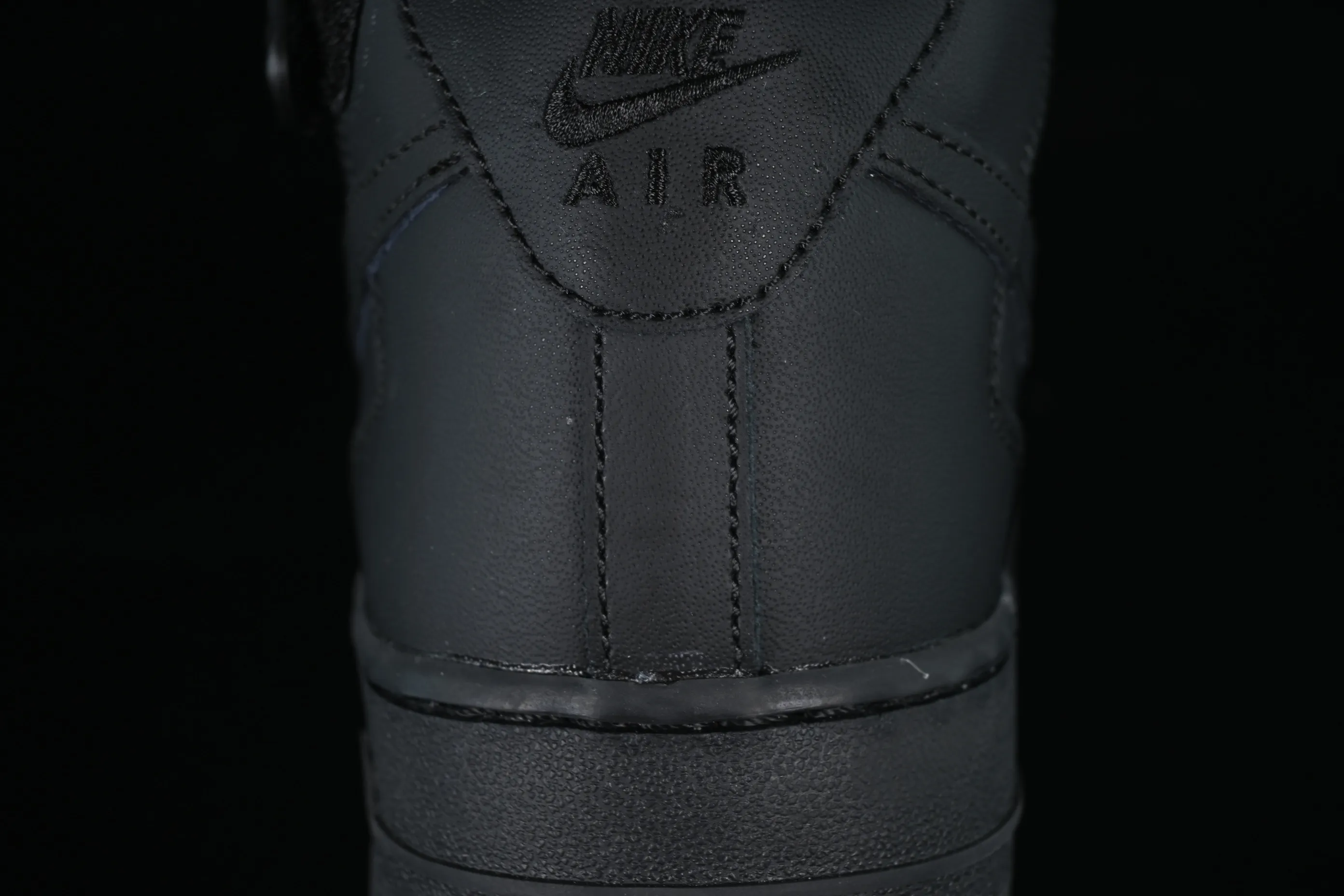 All categories Nk Air Force 1 Air Force series Nk Air Force 1 Mid Air Force mid-top Nk Air Force 1'07 Mid Air Force all-black mid-top casual sneakers 315123-001